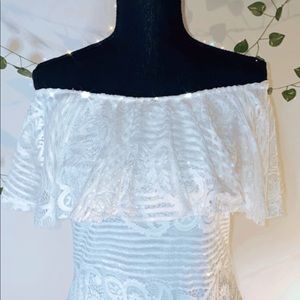 Boohoo Off thé Shoulder Lace Bodysuit